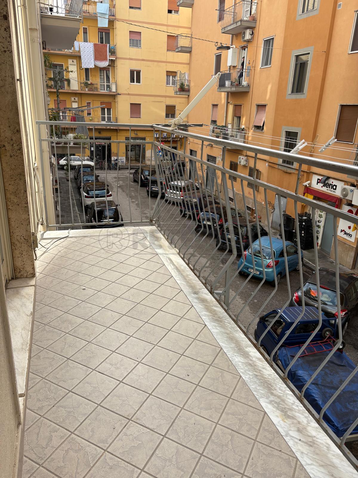 Immagine 14 di Trilocale in vendita  in Via Rocco Cocchia 8 a Salerno