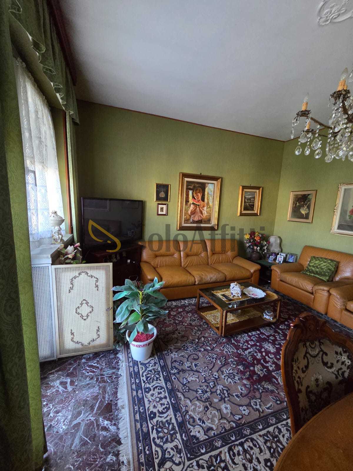 Immagine 6 di Quadrilocale in affitto  in Via Fratelli Fornaca a Torino