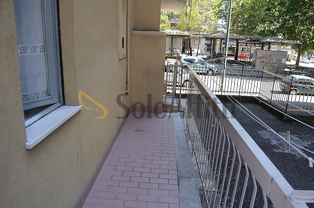 Immagine 10 di Bilocale in affitto  in CORSO TARANTO 208 a Torino