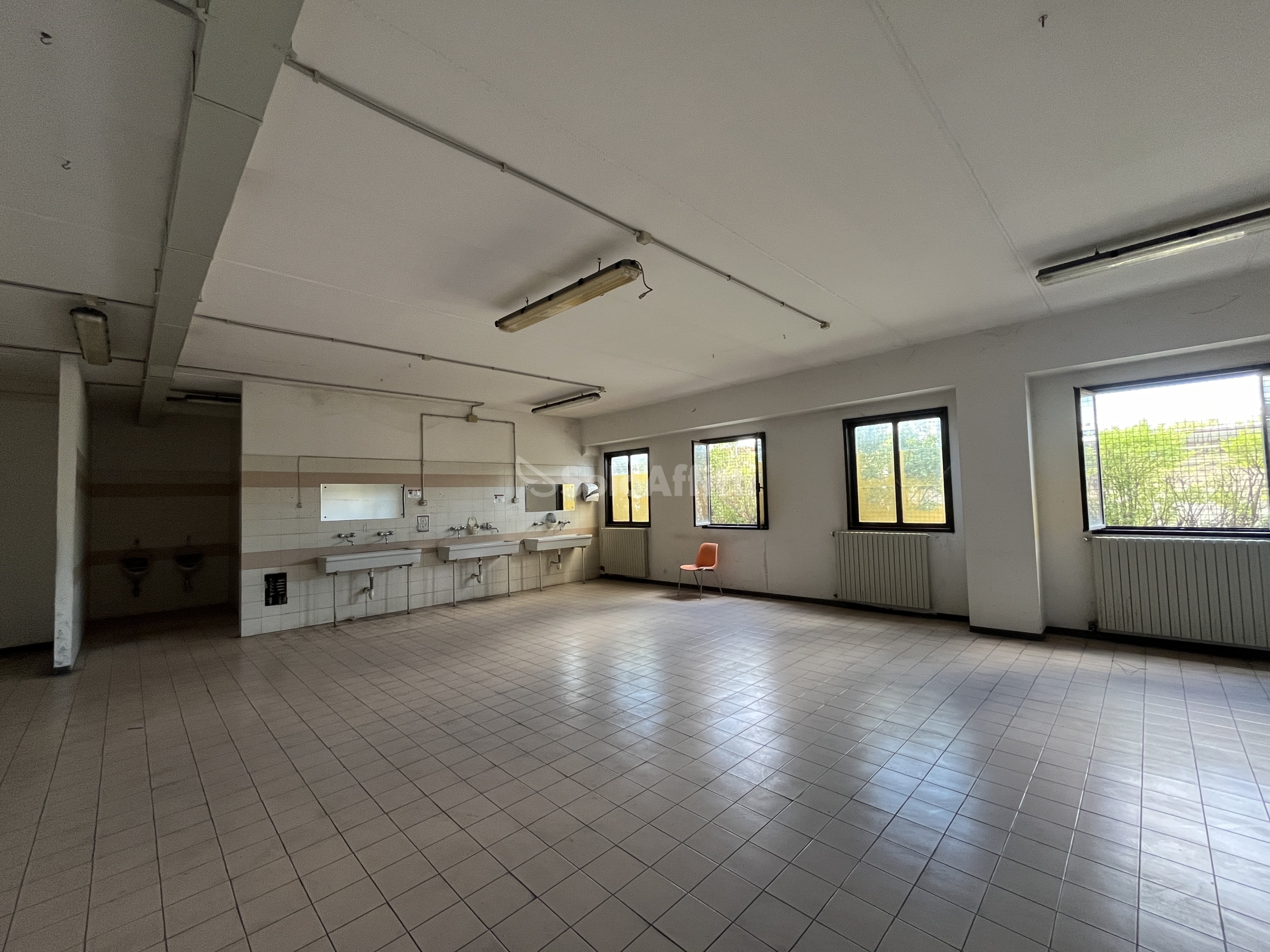 Immagine 16 di Capannone industriale in affitto  in ZONA INDUSTRIALE SAN NICOLA a Melfi