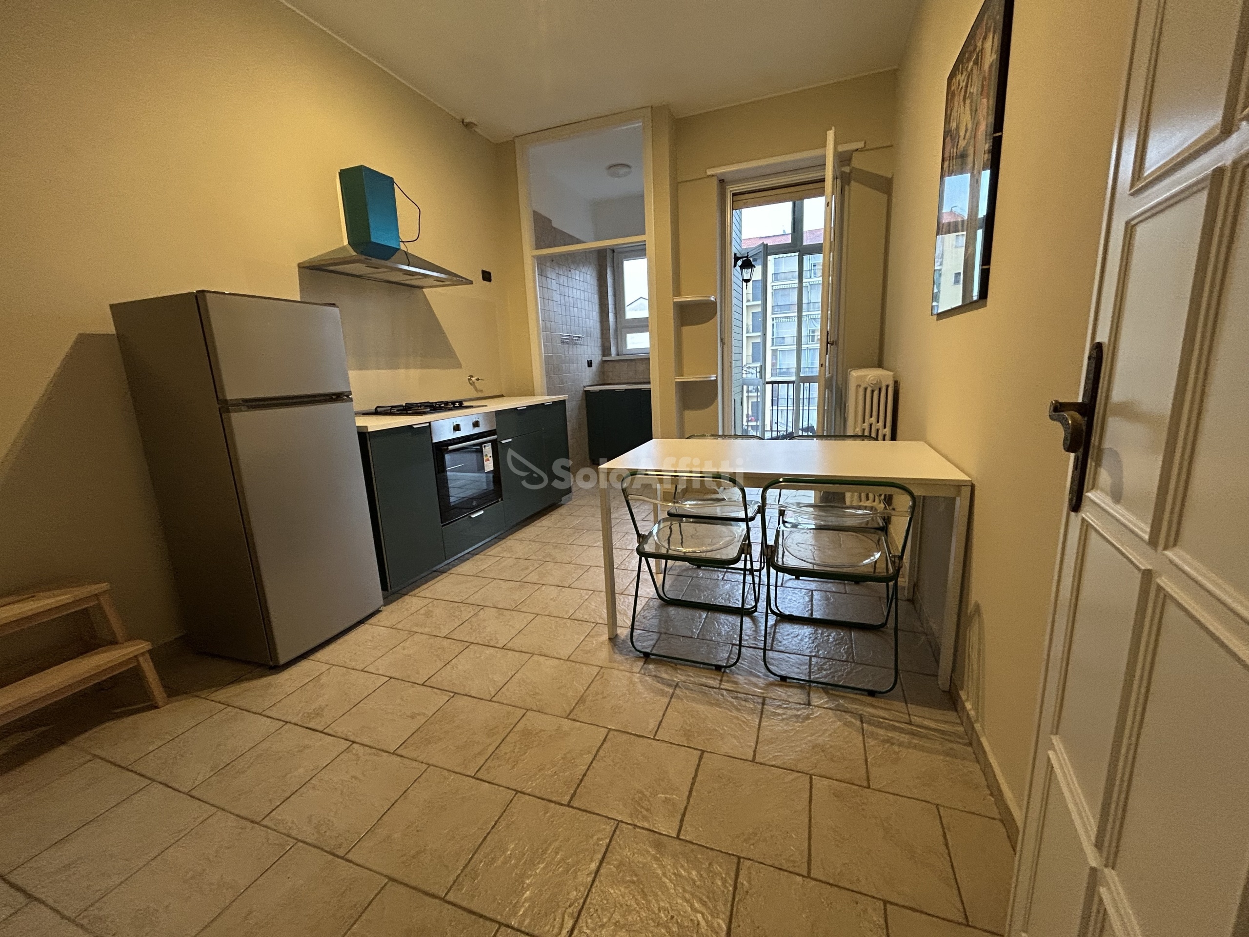 Immagine 17 di Trilocale in affitto  in Via Crescentino 32 a Torino