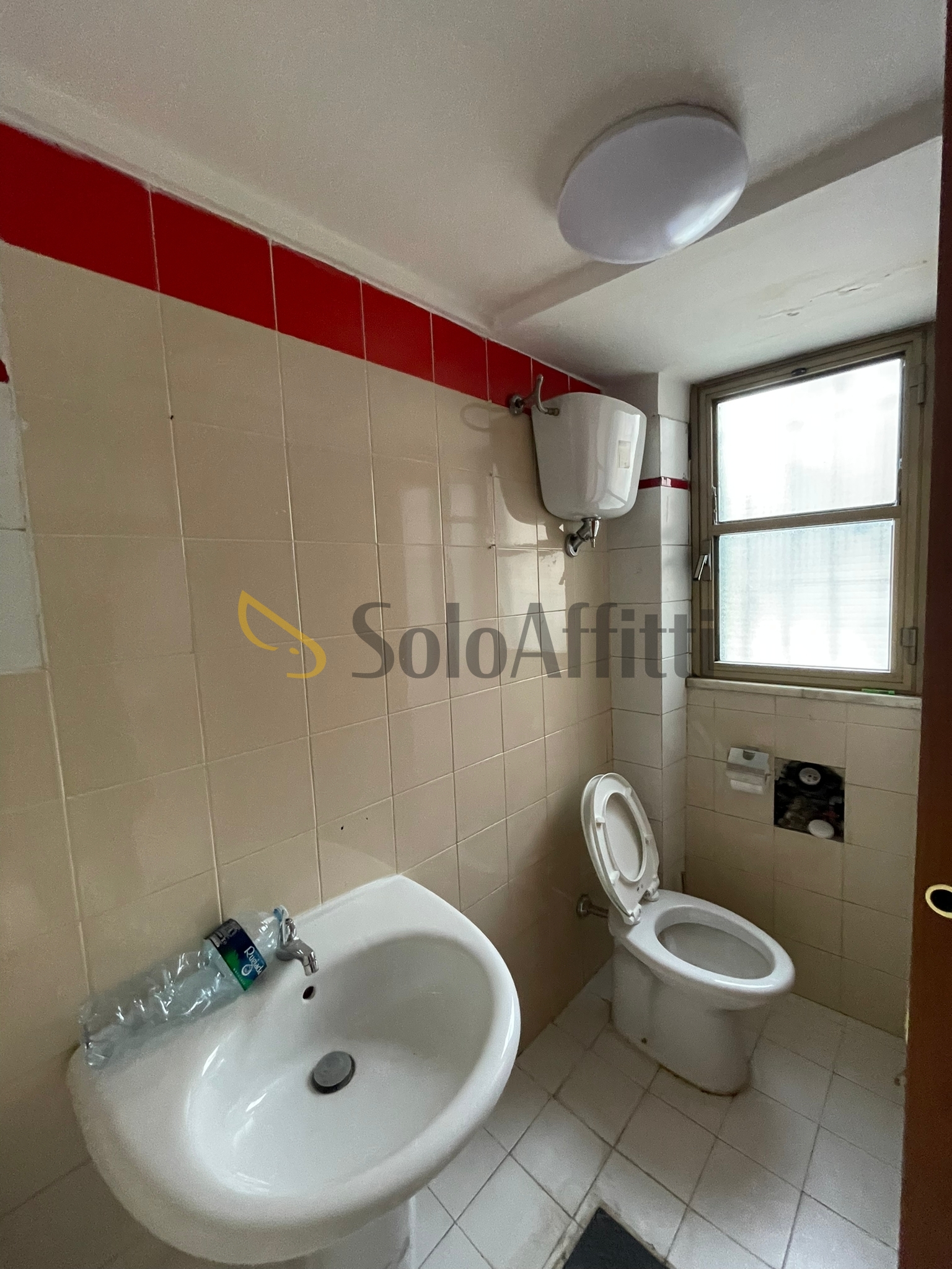 Immagine 5 di Locale commerciale in affitto  in Via Adige a Frosinone