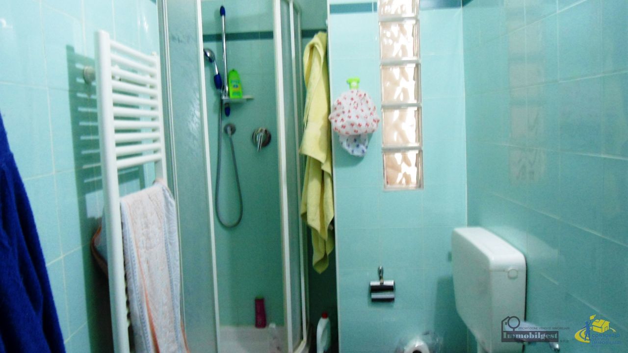 Immagine 8 di Trilocale in vendita  in Strada Garibaldi 45 a Parma