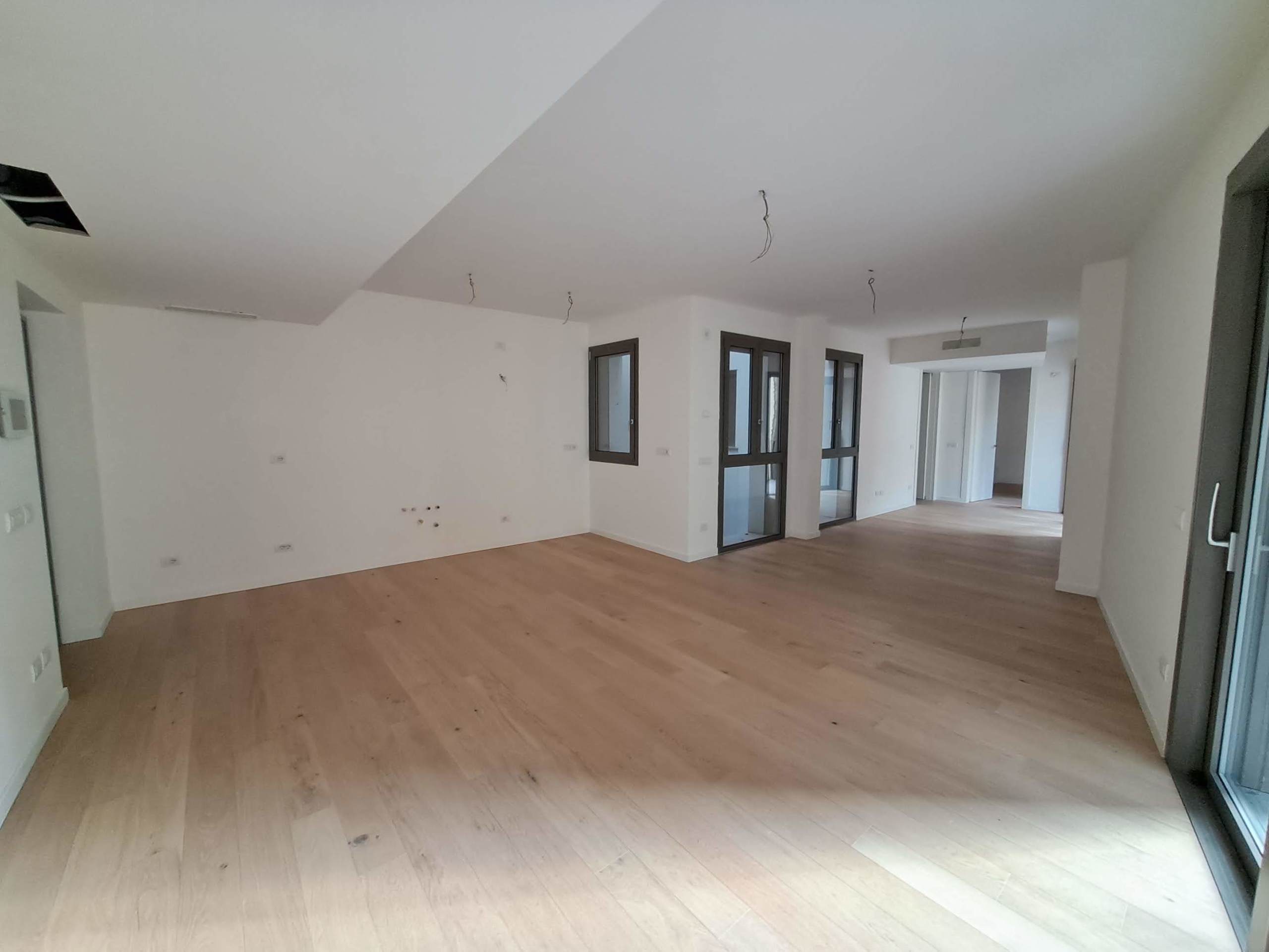 Immagine 12 di Trilocale in vendita  in Borgo delle Grazie 3 a Parma