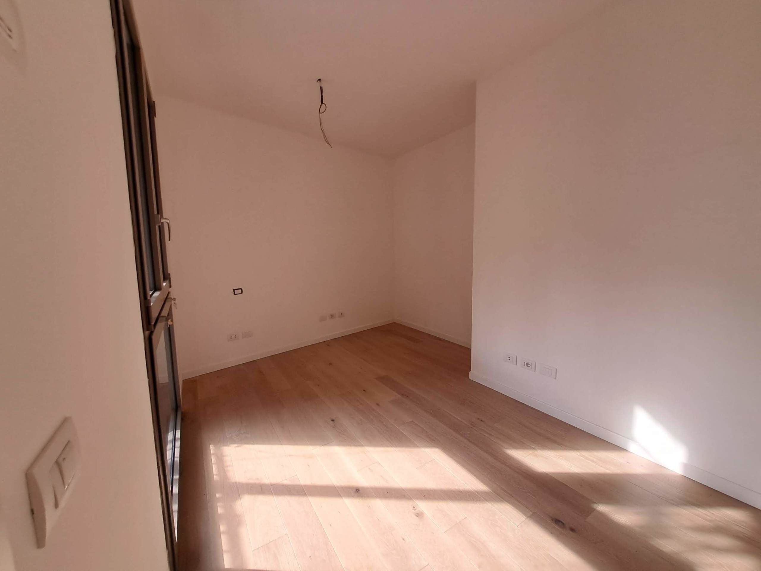 Immagine 20 di Trilocale in vendita  in Borgo delle Grazie 3 a Parma