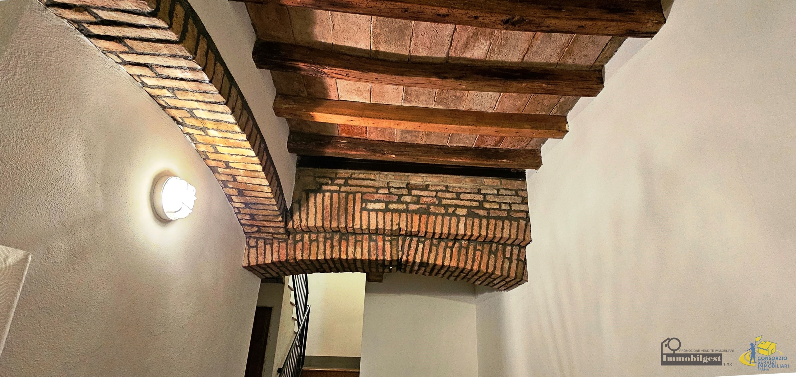 Immagine 16 di Trilocale in vendita  in Strada Garibaldi 45 a Parma