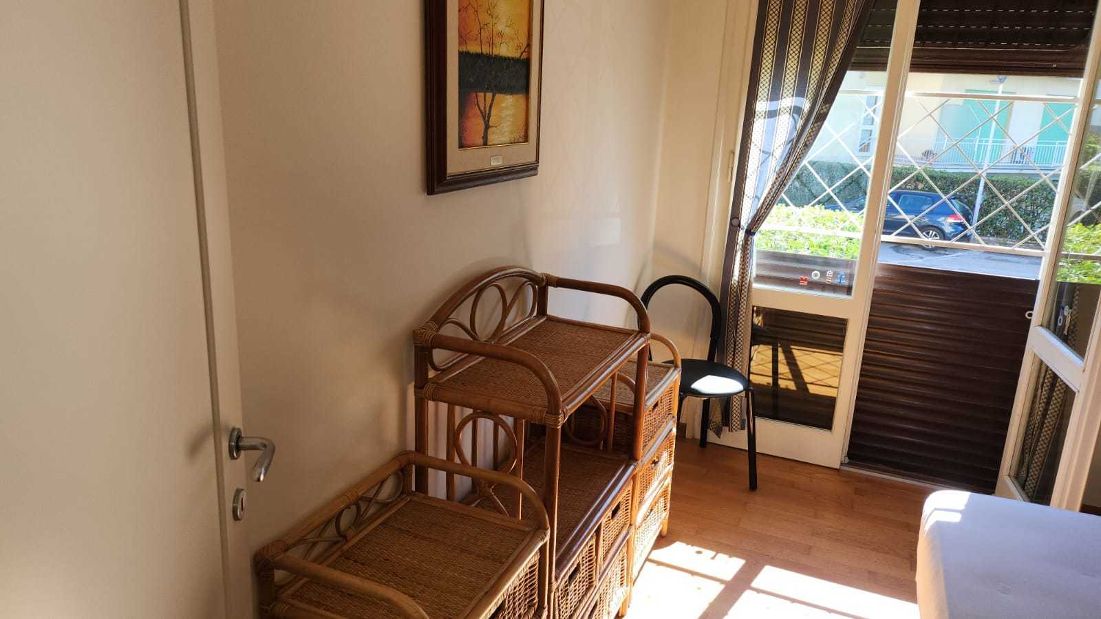 Immagine 3 di Appartamento in vendita  a Viareggio