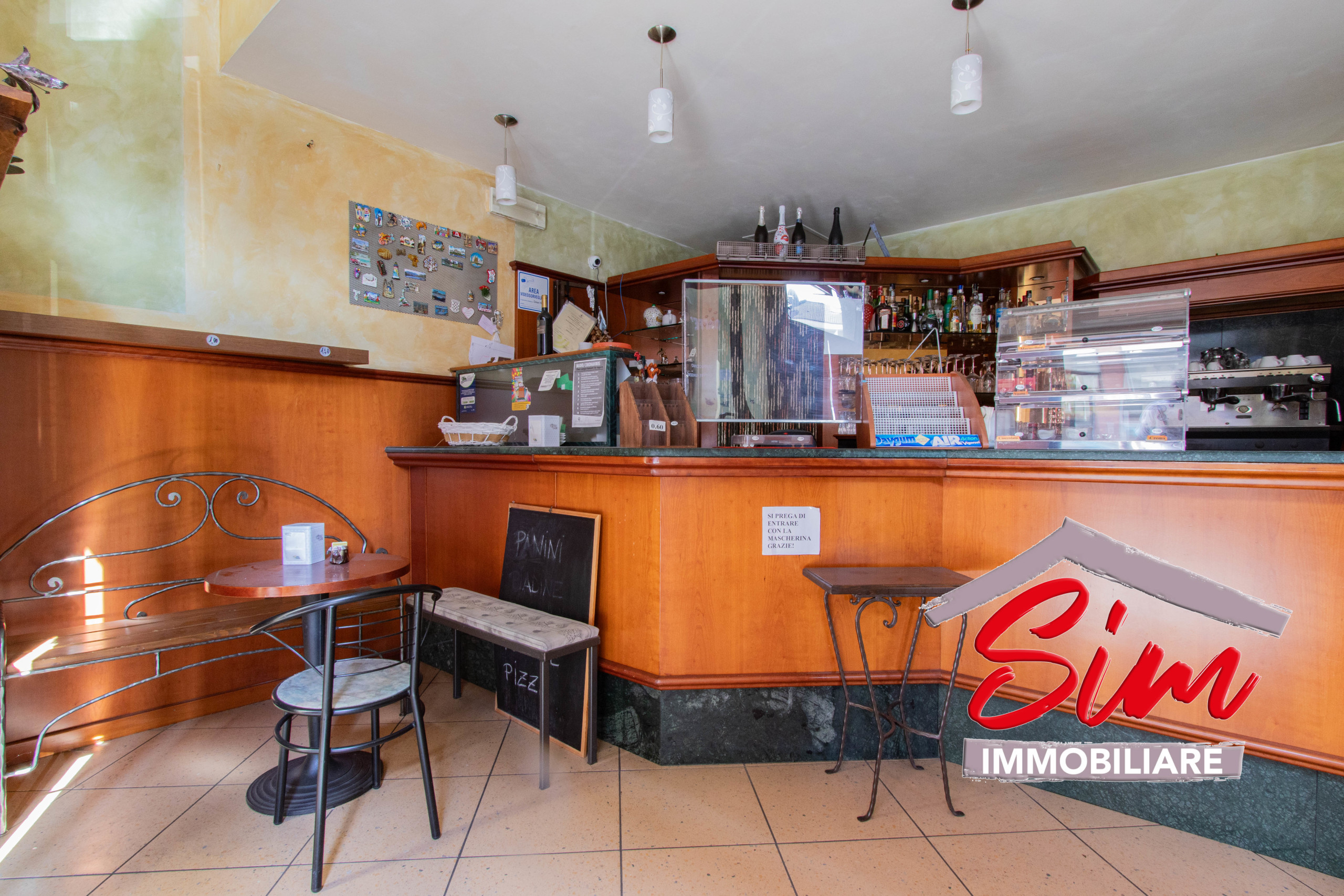 Immagine 5 di Locale commerciale in vendita  in Corso Vercelli 25d a Novara