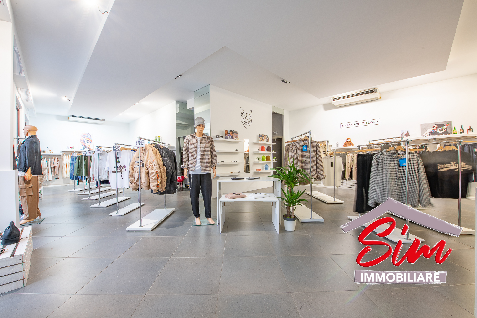 Immagine 19 di Locale commerciale in affitto  in Via Giuseppe Prina 44 a Novara