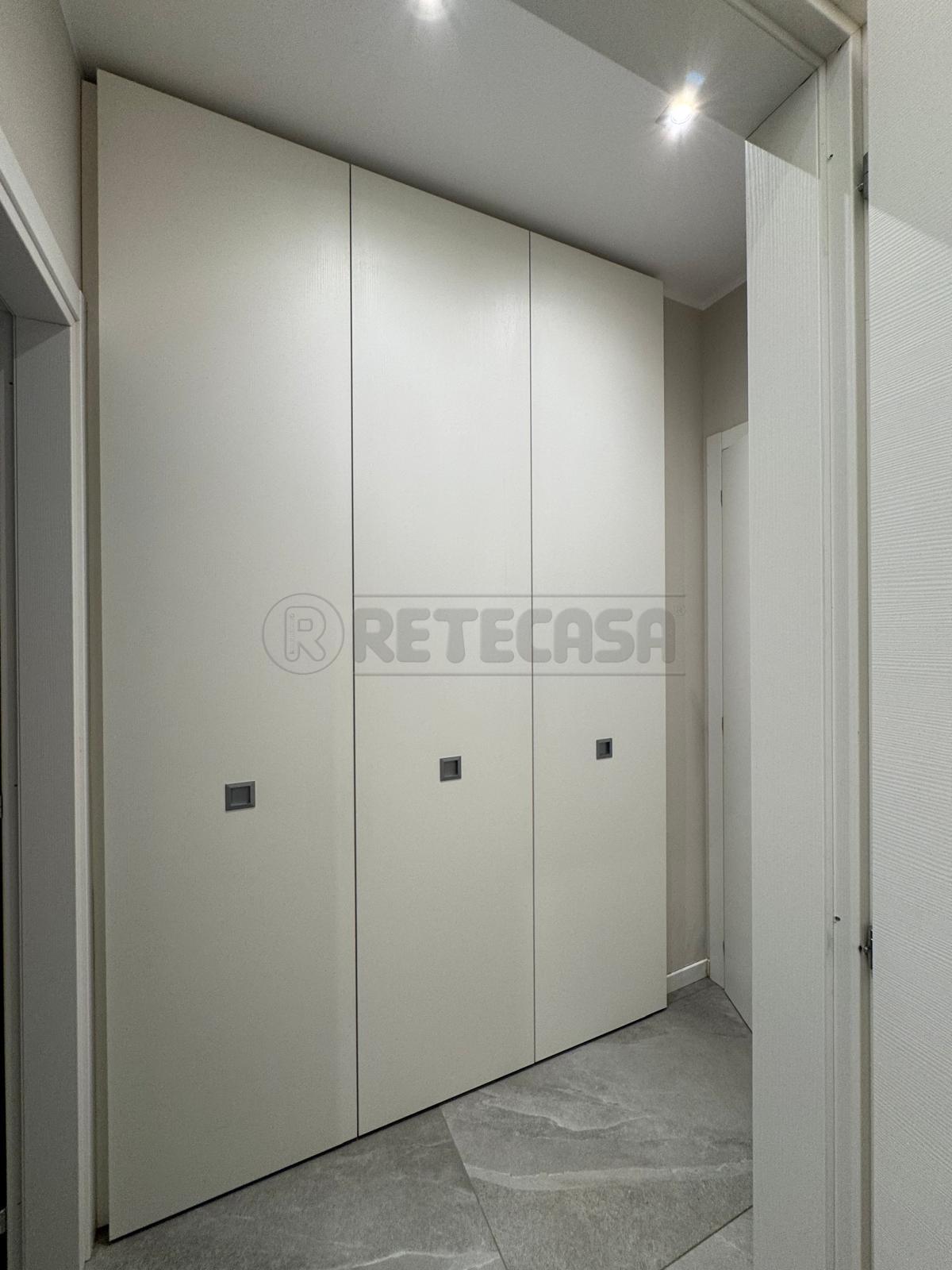 Immagine 16 di Bilocale in affitto  a Orio Al Serio