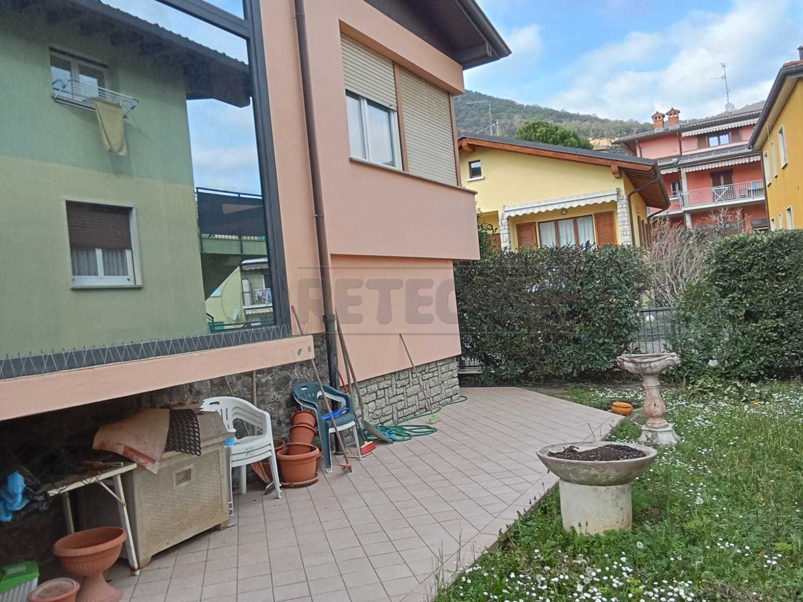 Immagine 7 di Villa in affitto  a Nembro