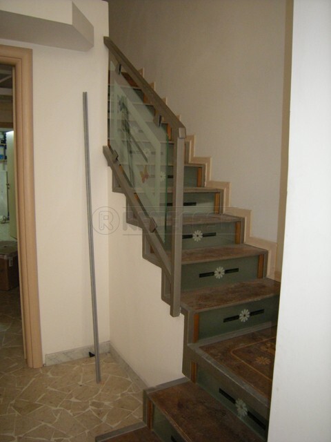 Immagine 9 di Locale commerciale in vendita  in via napoleone colajanni 160 a Caltanissetta