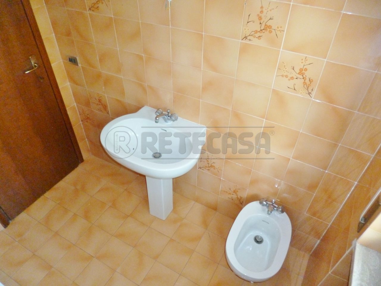 Immagine 9 di Bilocale in vendita  in VIA CEDERLE 1 a Montebello Vicentino