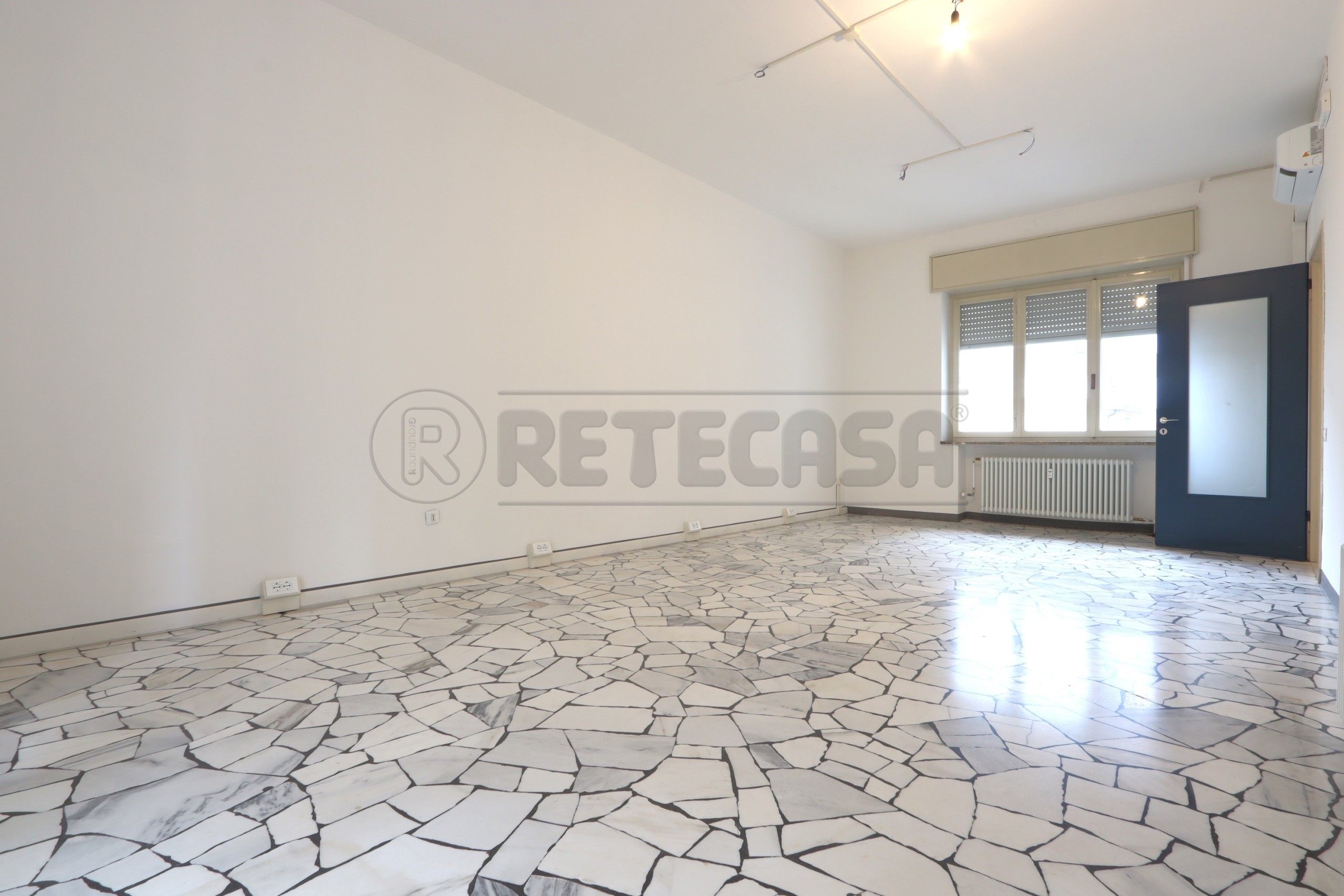 Immagine 48 di Ufficio in affitto  in Viale Milano 56 a Vicenza