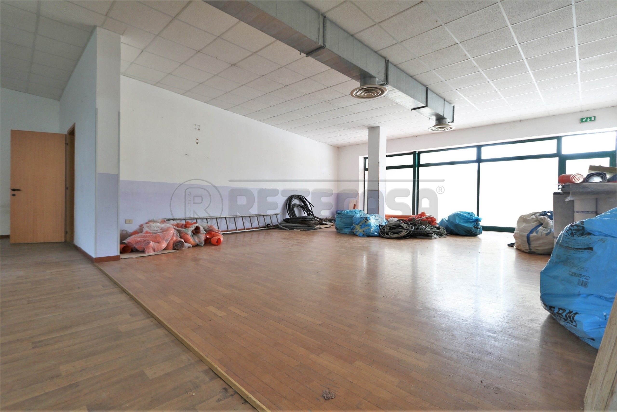 Immagine 14 di Locale commerciale in affitto  in Via Settimo a Montegalda