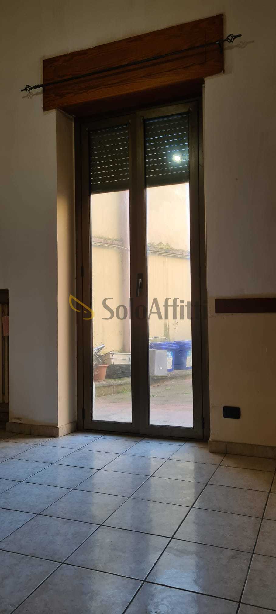 Immagine 23 di Bilocale in affitto  in Strada della Pronda a Torino