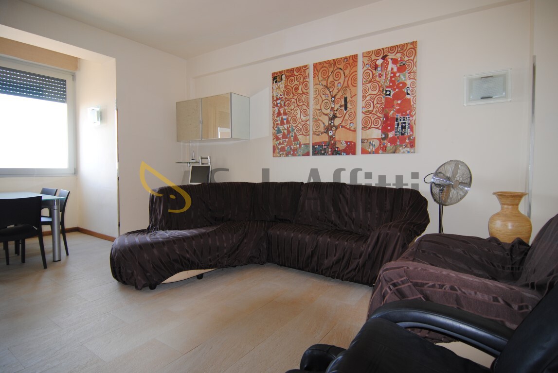 Immagine 11 di Quadrilocale in affitto  a Livorno