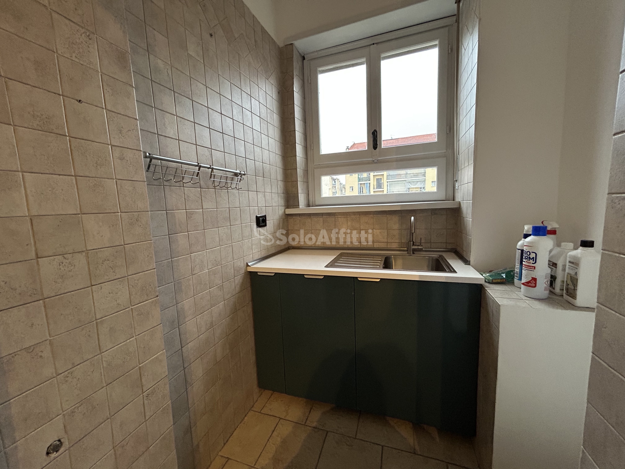 Immagine 19 di Trilocale in affitto  in Via Crescentino 32 a Torino