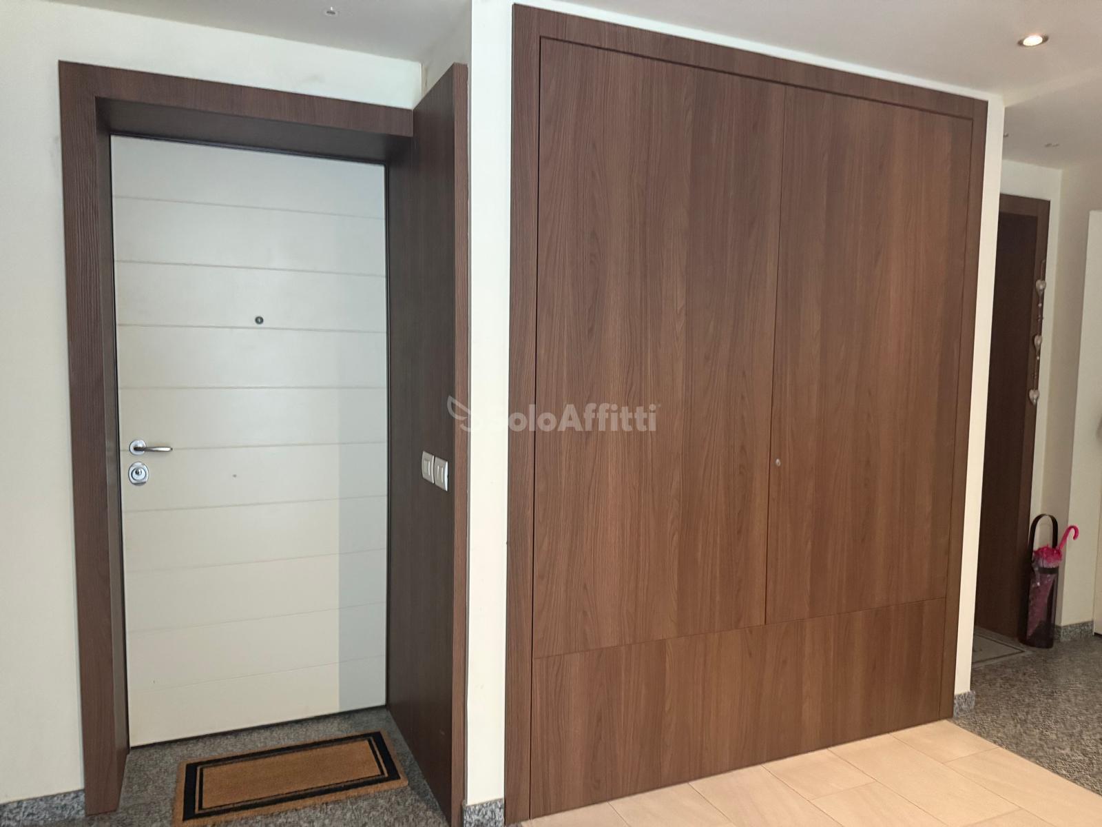 Immagine 15 di Bilocale in affitto  a Lissone