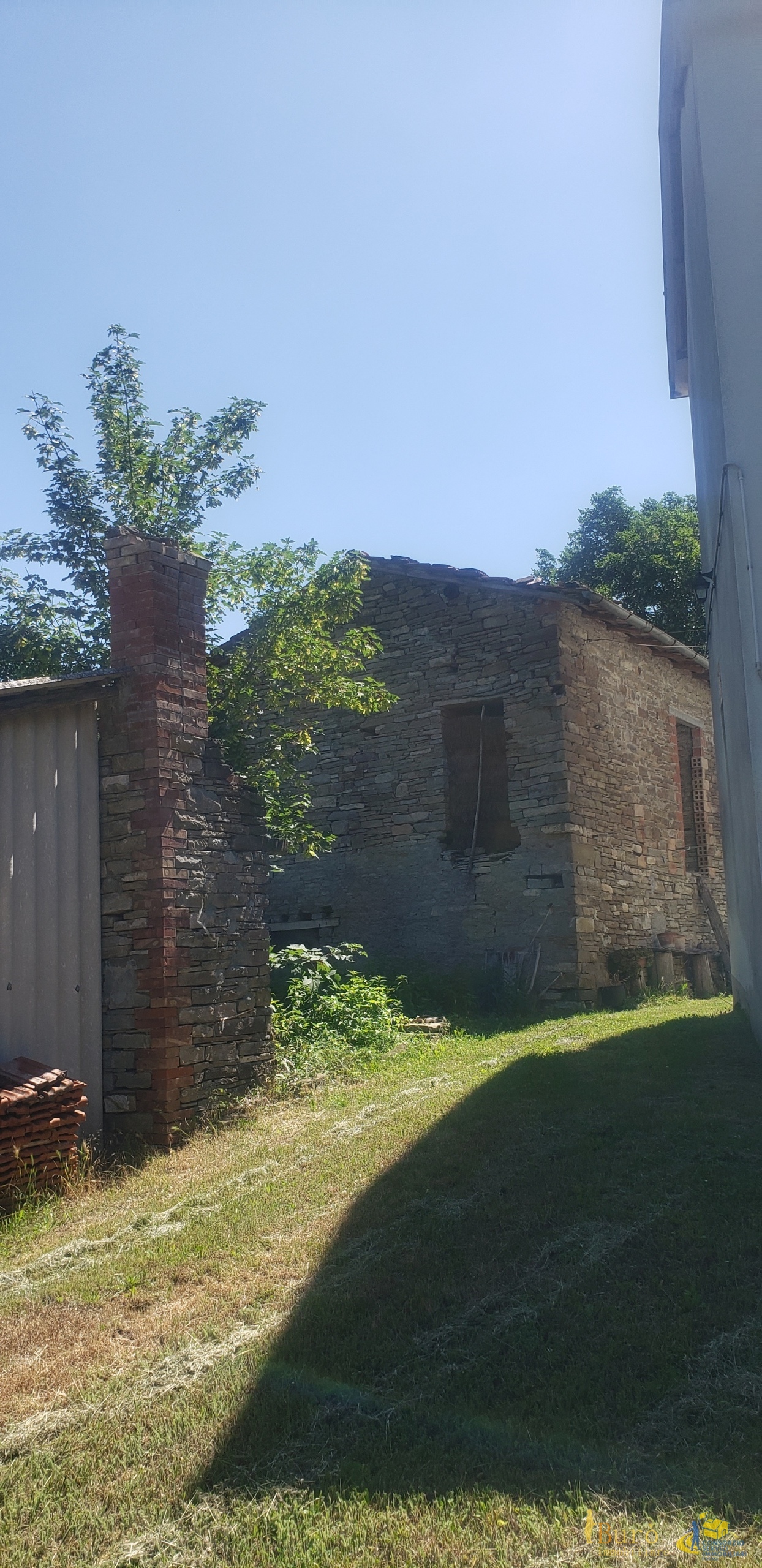 Immagine 18 di Porzione di casa in vendita  in Località Ronchi 59 a Varsi