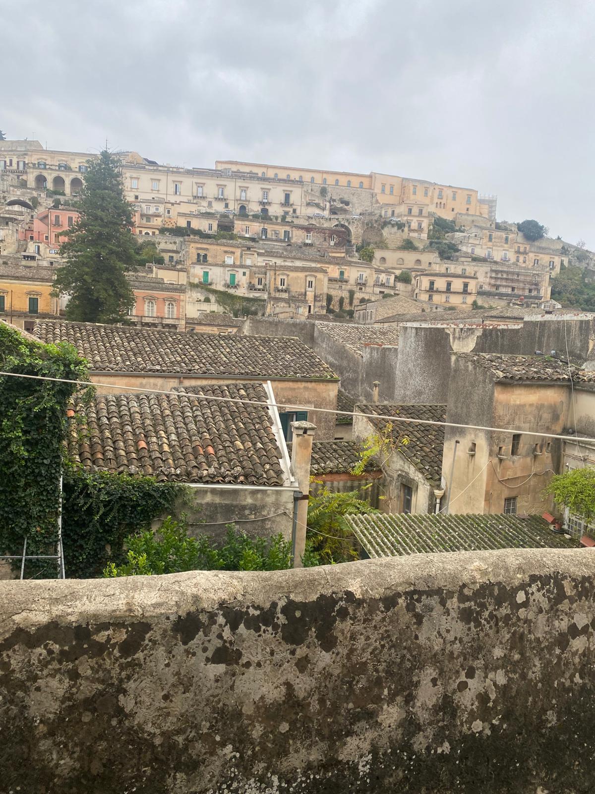 Immagine 2 di Porzione di casa in vendita  in Via Ritiro 33 a Modica