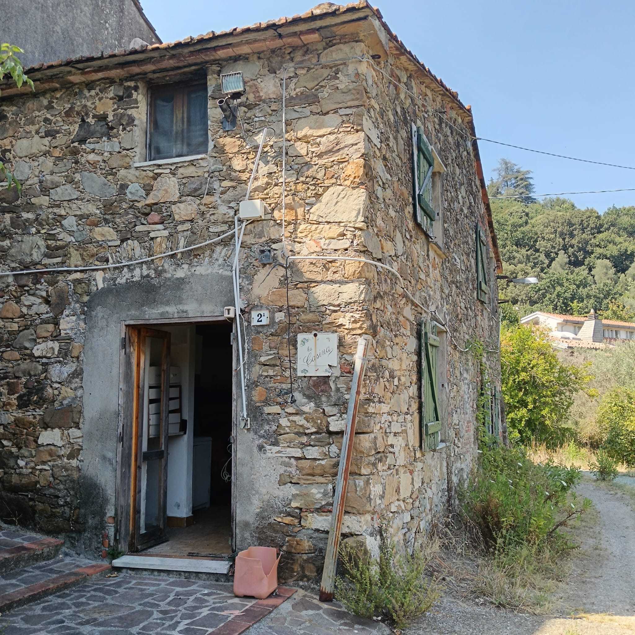 Immagine 19 di Rustico / casale in vendita  a Castelnuovo Magra