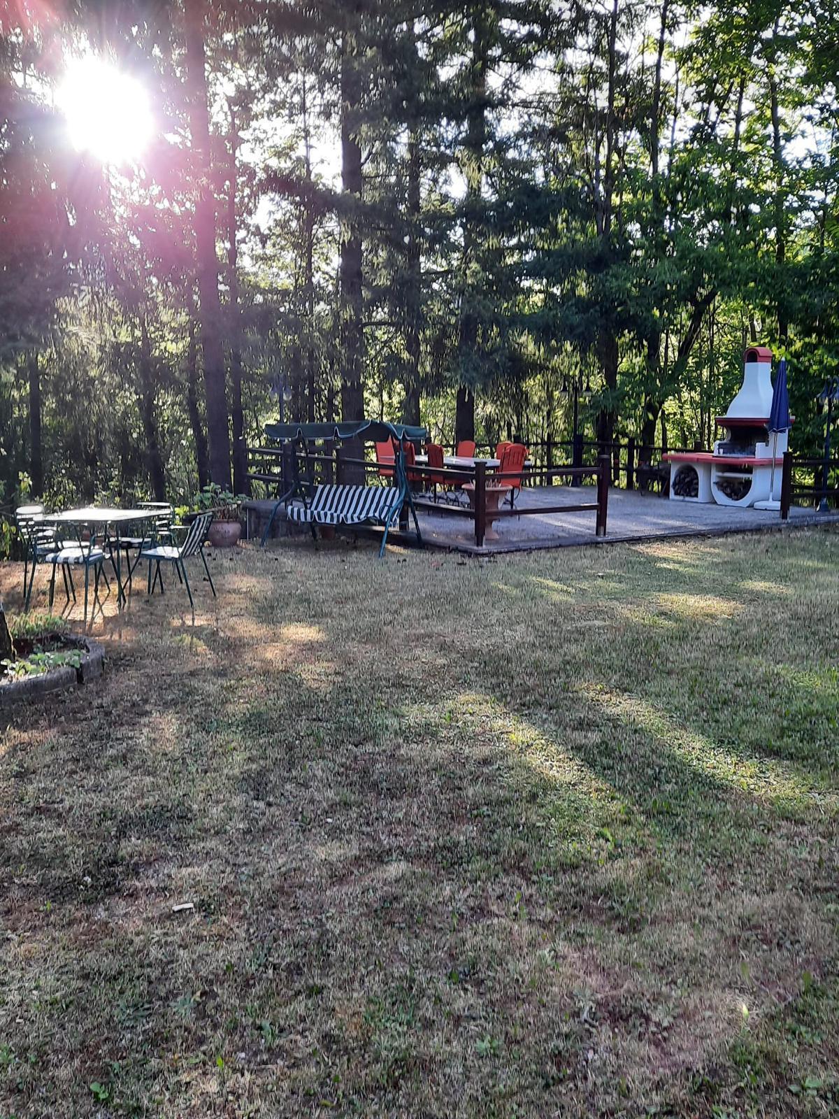 Immagine 17 di Pentalocale in vendita  in Via Verna a Chitignano