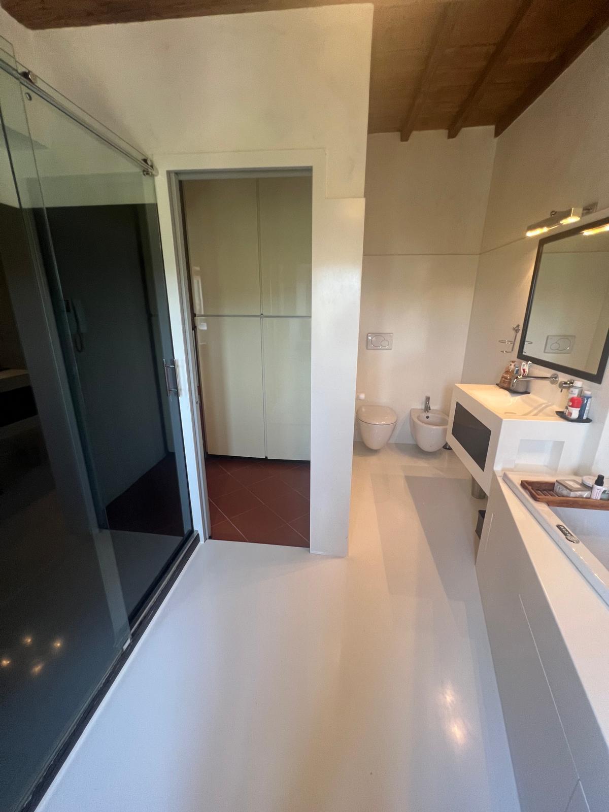 Immagine 42 di Porzione di casa in vendita  in Via di Vingone a Scandicci