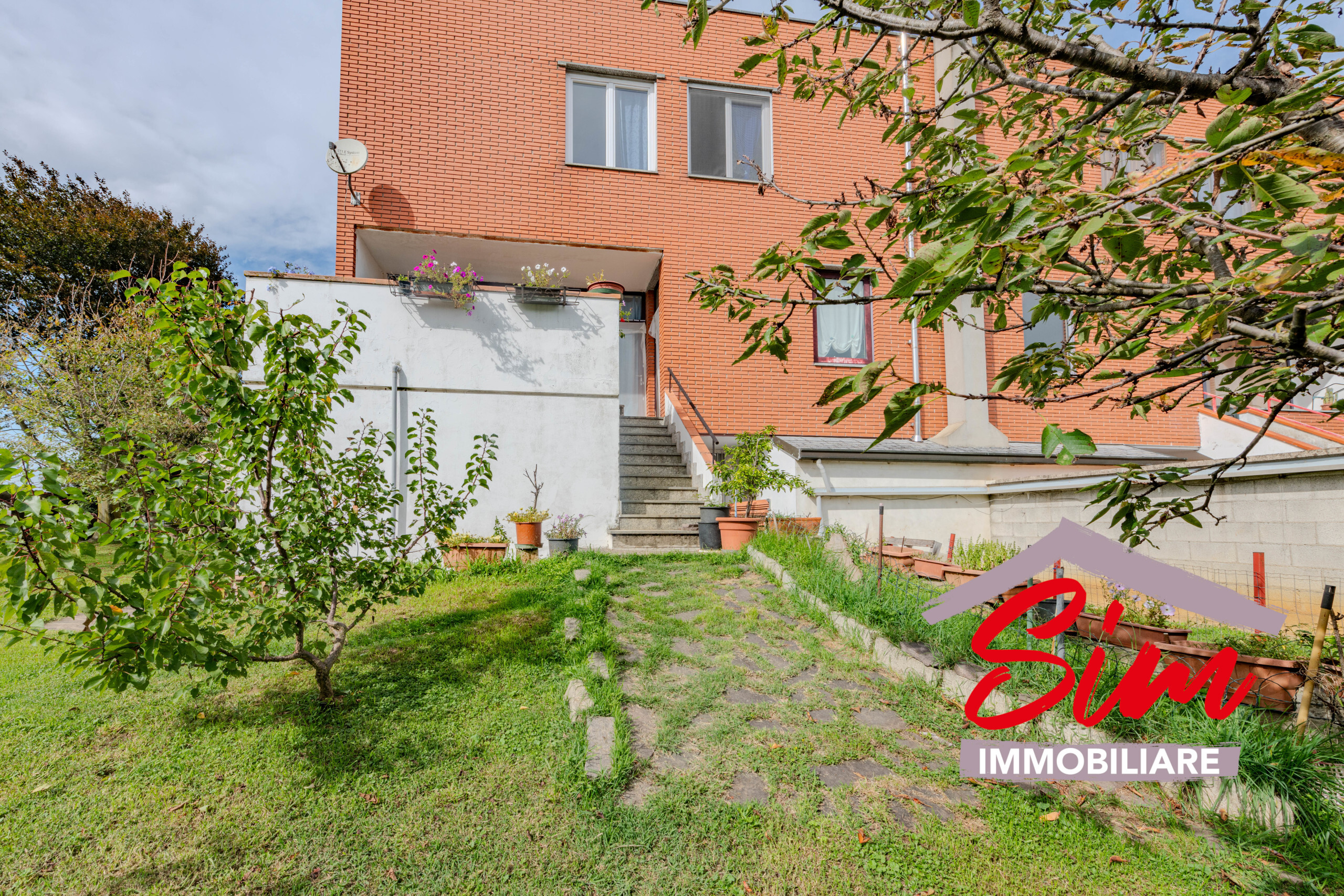 Immagine 30 di Villa in vendita  in Via Roncaglione snc a Casalino