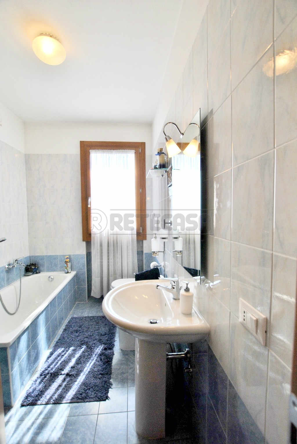 Immagine 15 di Bilocale in vendita  in via palladio 27 a Castelgomberto