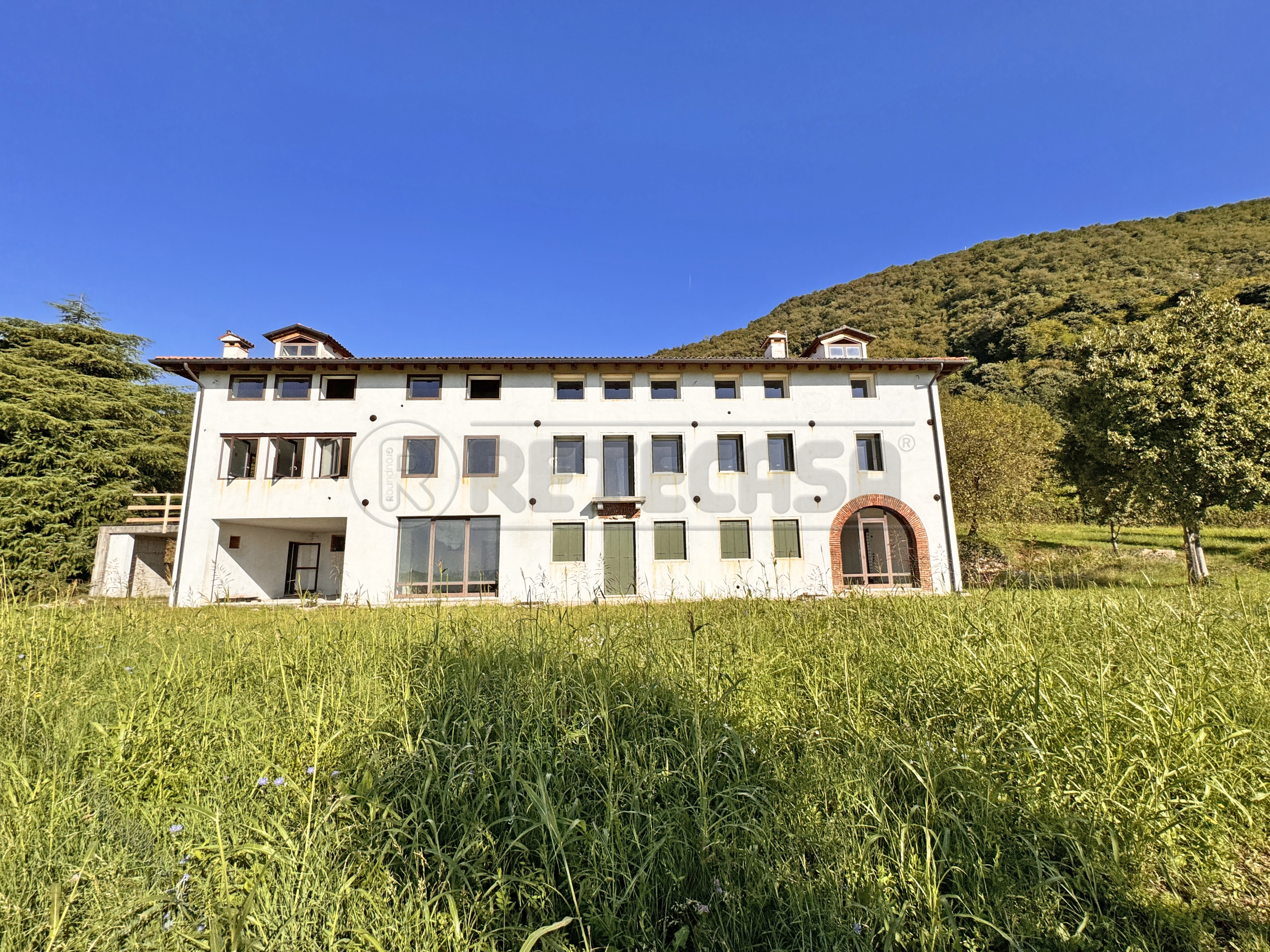 Immagine 5 di Casa indipendente in vendita  a Cornedo Vicentino