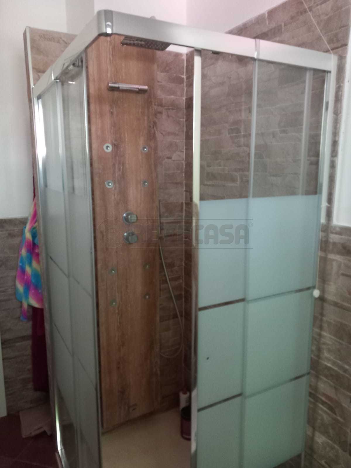 Immagine 10 di Villa in vendita  a Bergamo