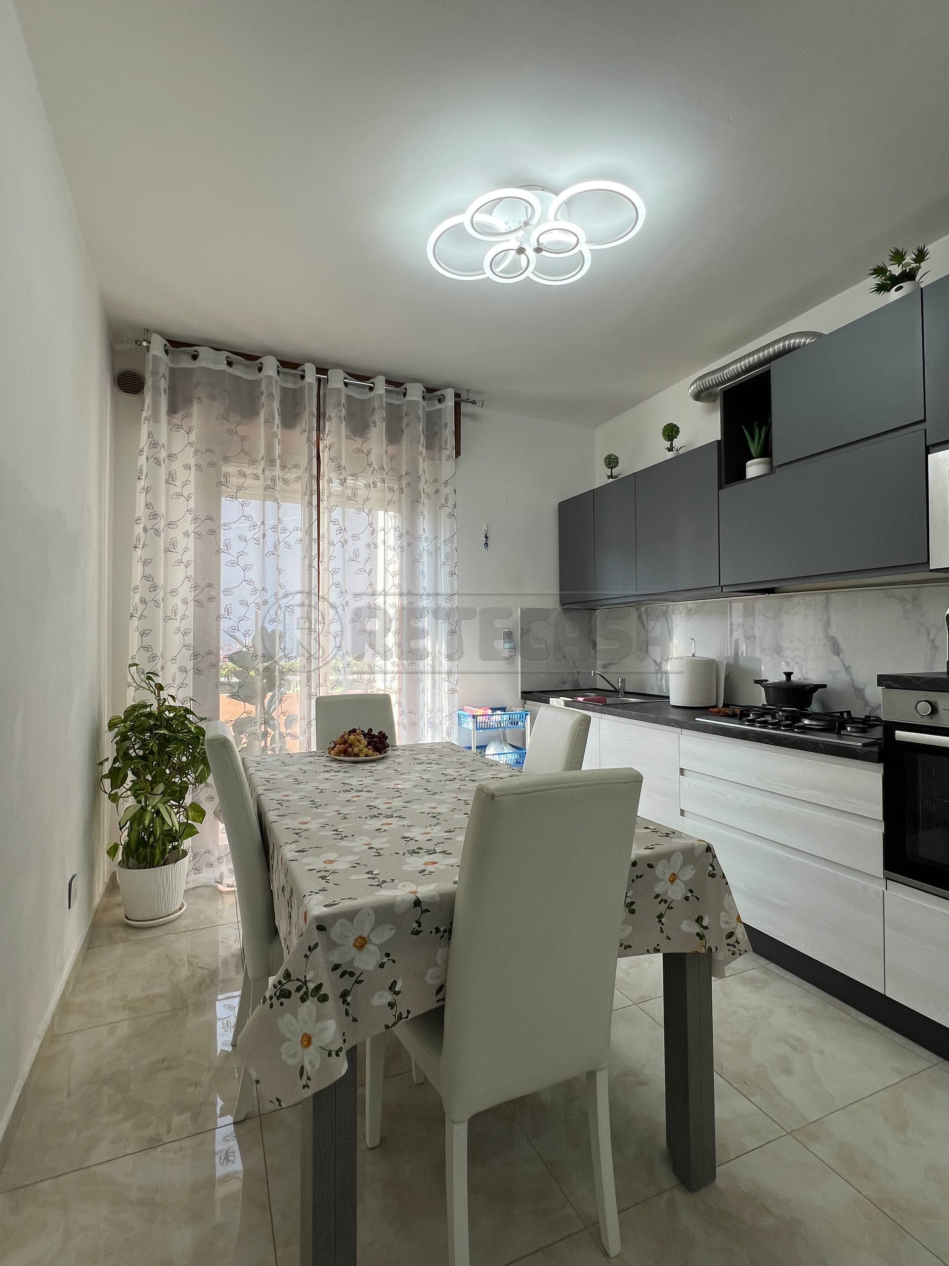 Immagine 4 di Trilocale in vendita  a Brendola