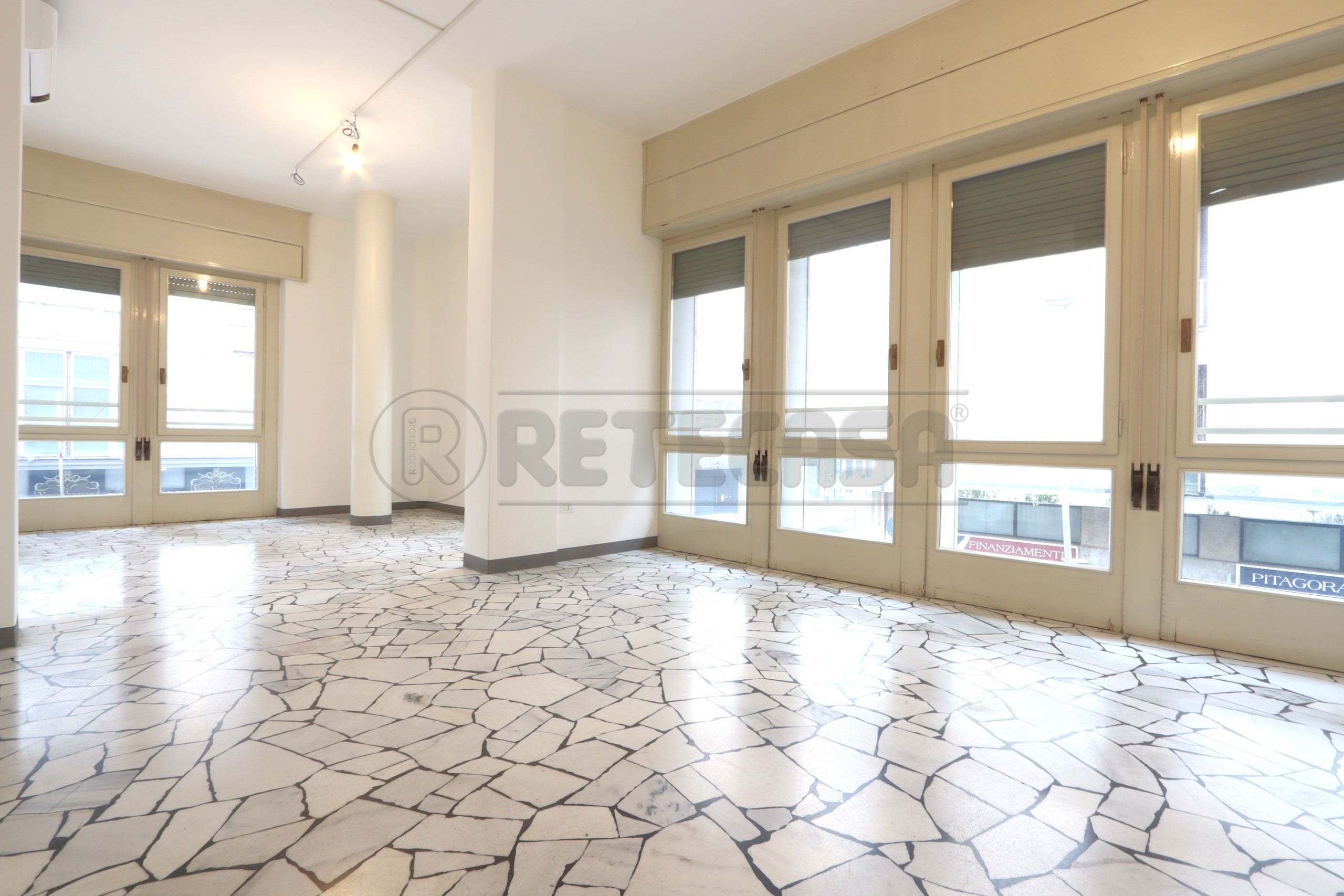 Immagine 2 di Ufficio in affitto  in Viale Milano 56 a Vicenza