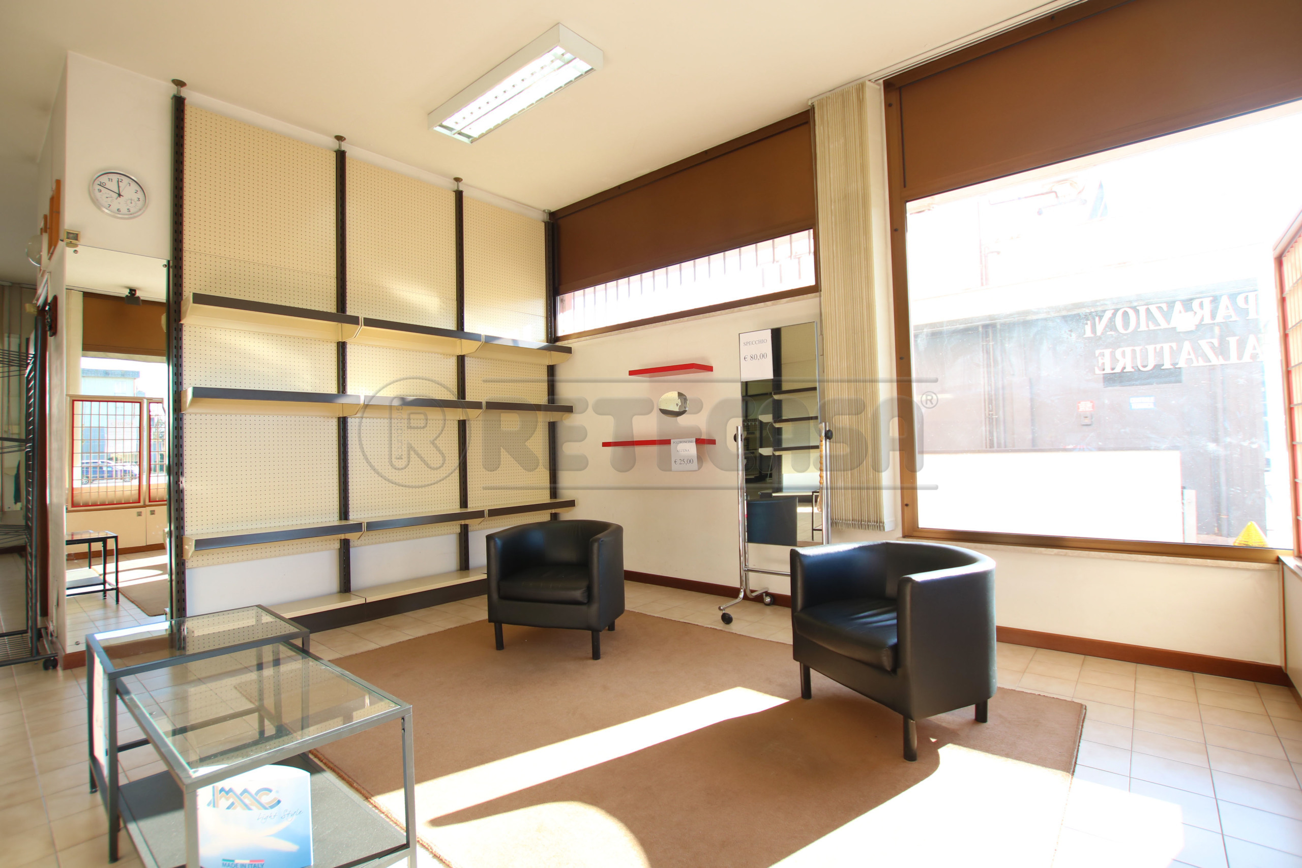 Immagine 13 di Locale commerciale in vendita  in Via Gaetano Salvemini 65 a Vicenza