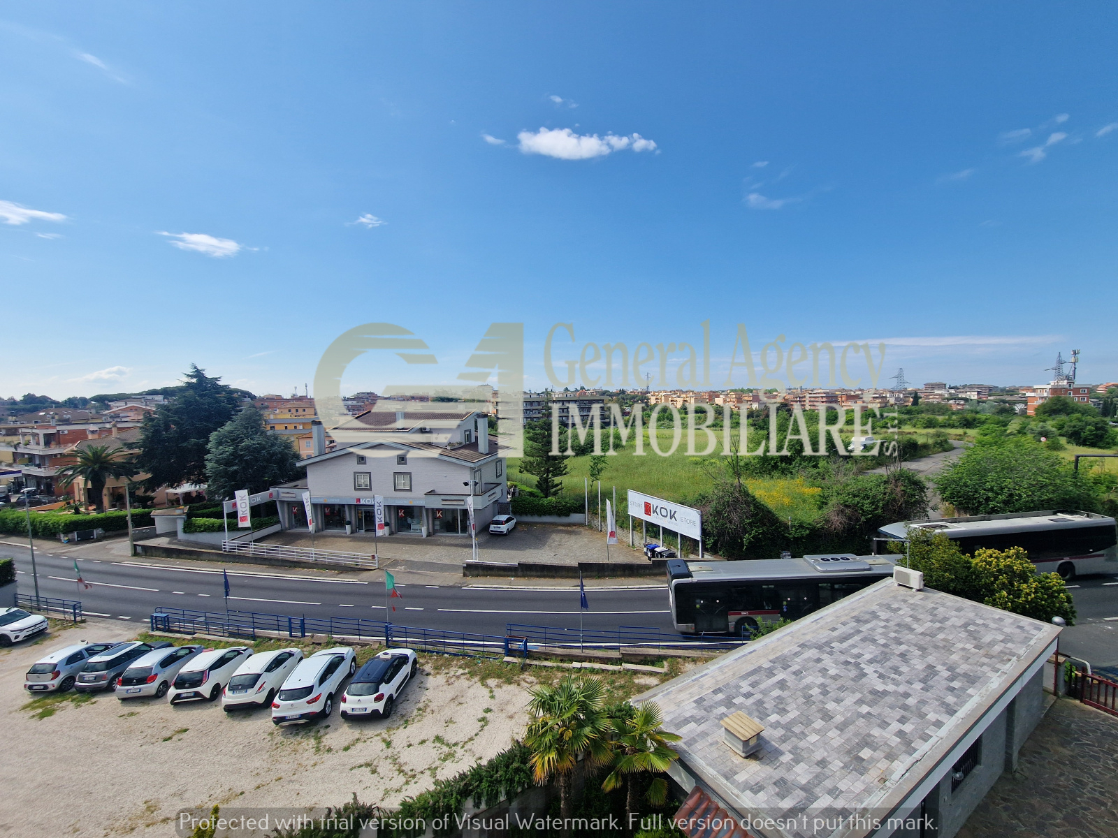 Immagine 43 di Quadrilocale in vendita  in Via di Boccea a Roma