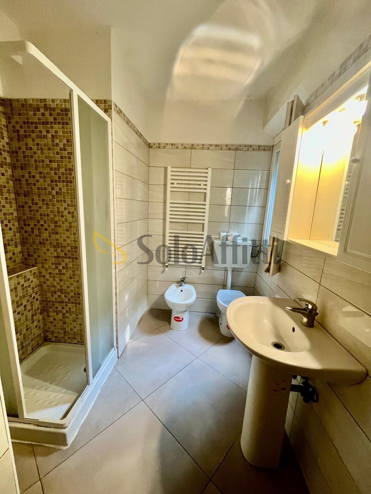 Immagine 5 di Bilocale in affitto  a Reggio Nell'emilia