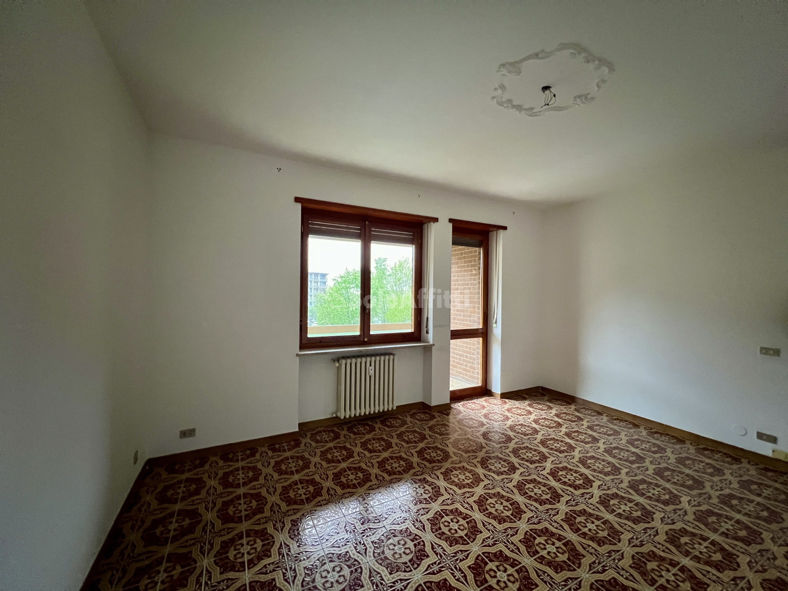 Immagine 10 di Quadrilocale in affitto  in Via Buratto 7 a Ciriè