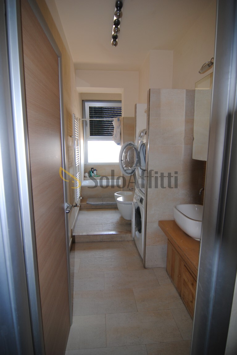 Immagine 6 di Quadrilocale in affitto  a Livorno