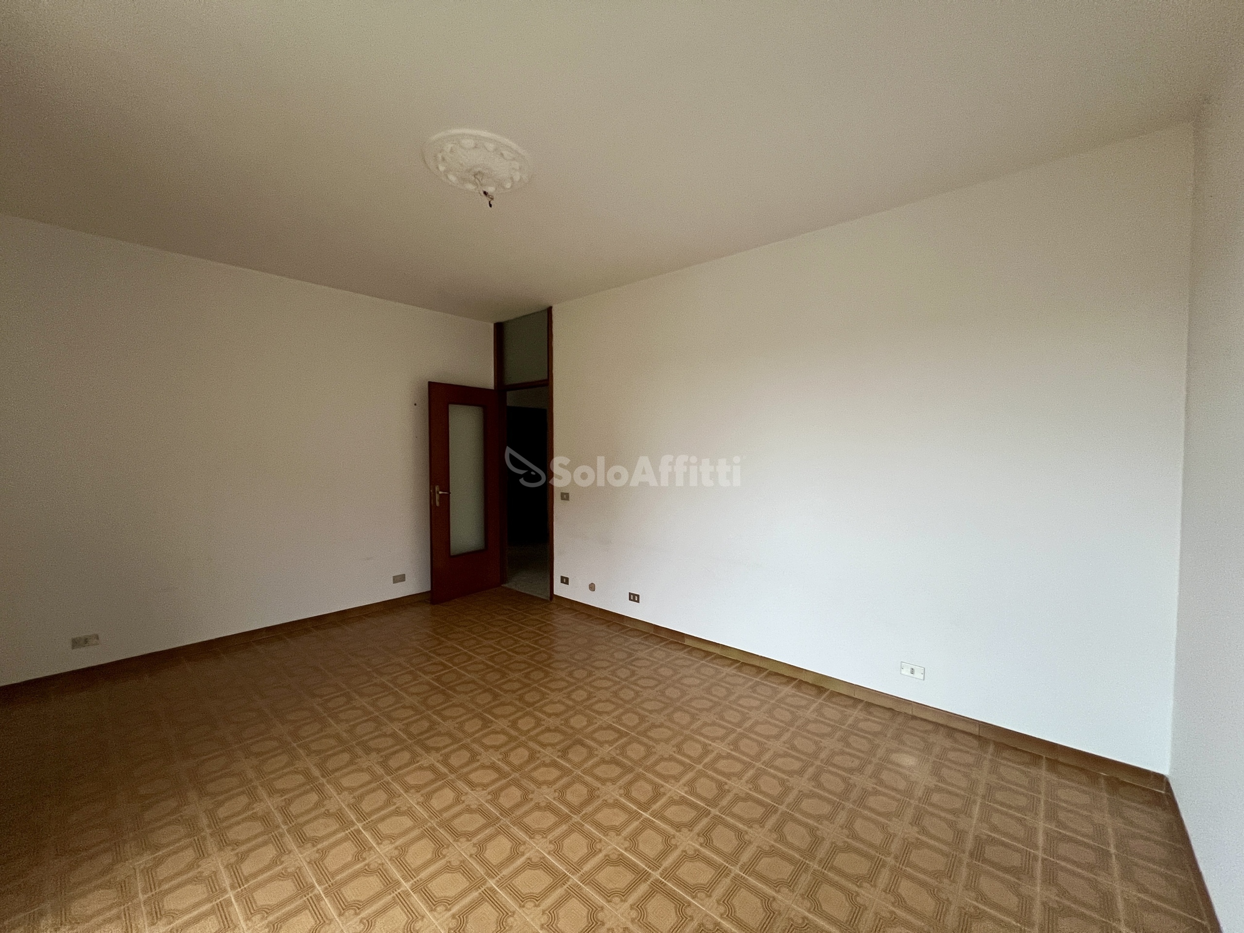 Immagine 29 di Quadrilocale in affitto  in Via Buratto 7 a Ciriè