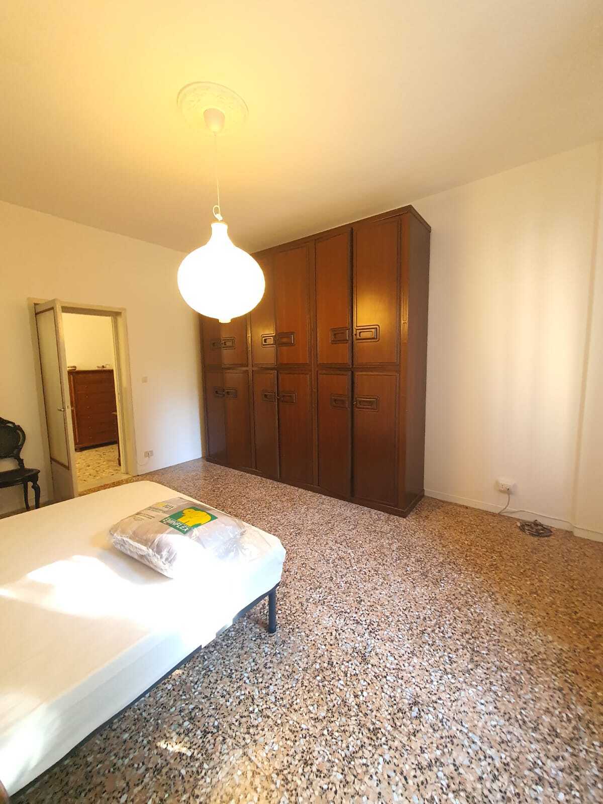 Immagine 12 di Stanza singola in affitto  in Via Marmoladavia marmolada 27 a Parma