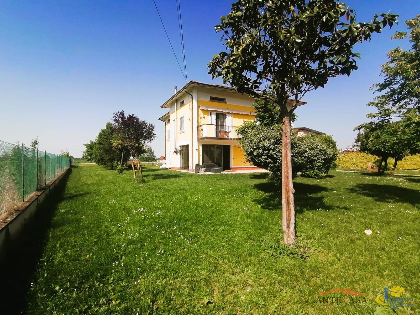 Immagine 6 di Casa bifamiliare in vendita  in Vi Cornetole a Poviglio