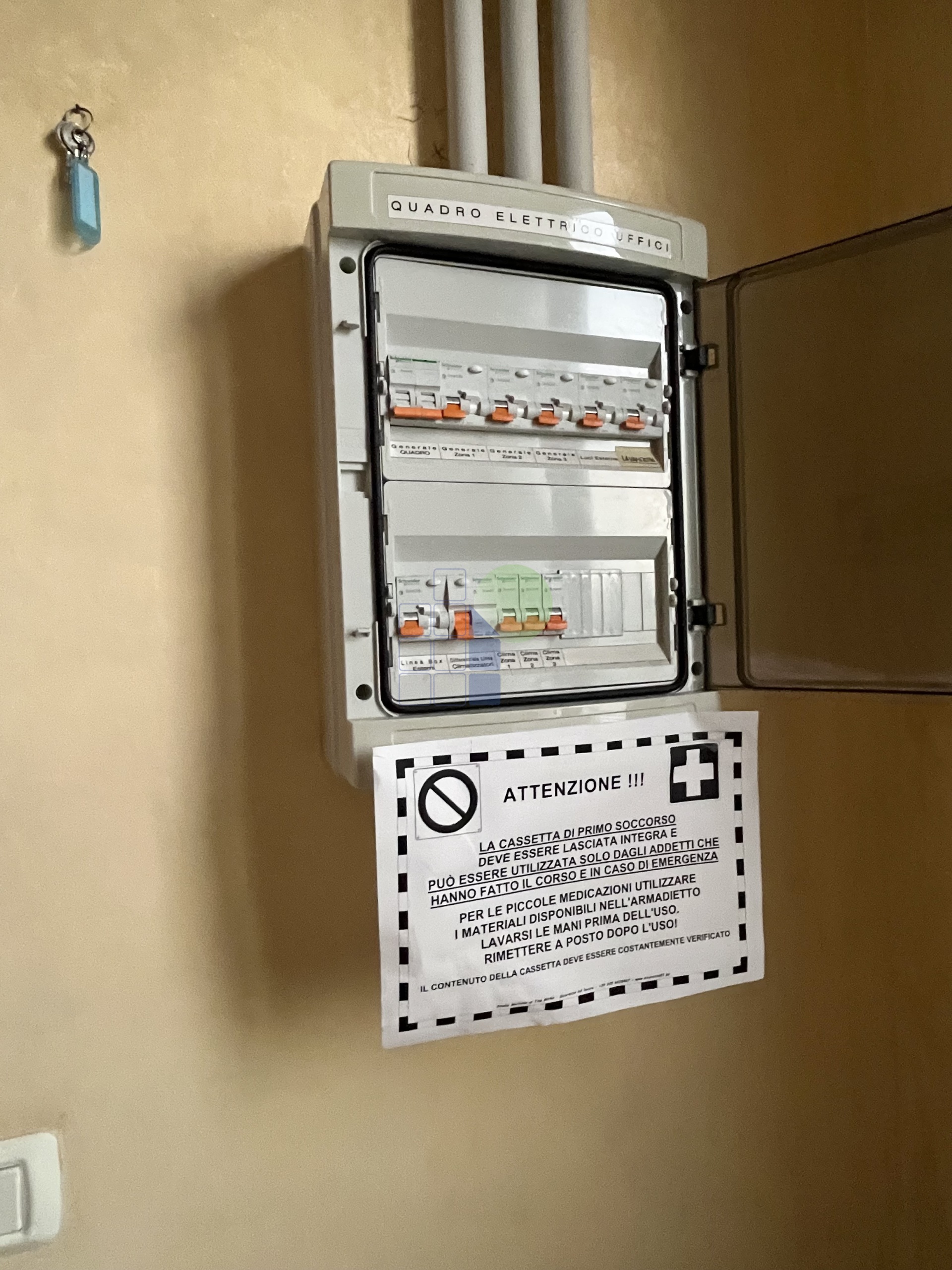 Immagine 10 di Garage in affitto  in Via Guido Rossa 44 a Rosignano Marittimo