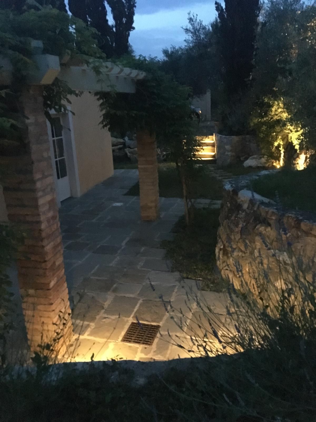 Immagine 39 di Porzione di casa in vendita  in Via di Vingone a Scandicci