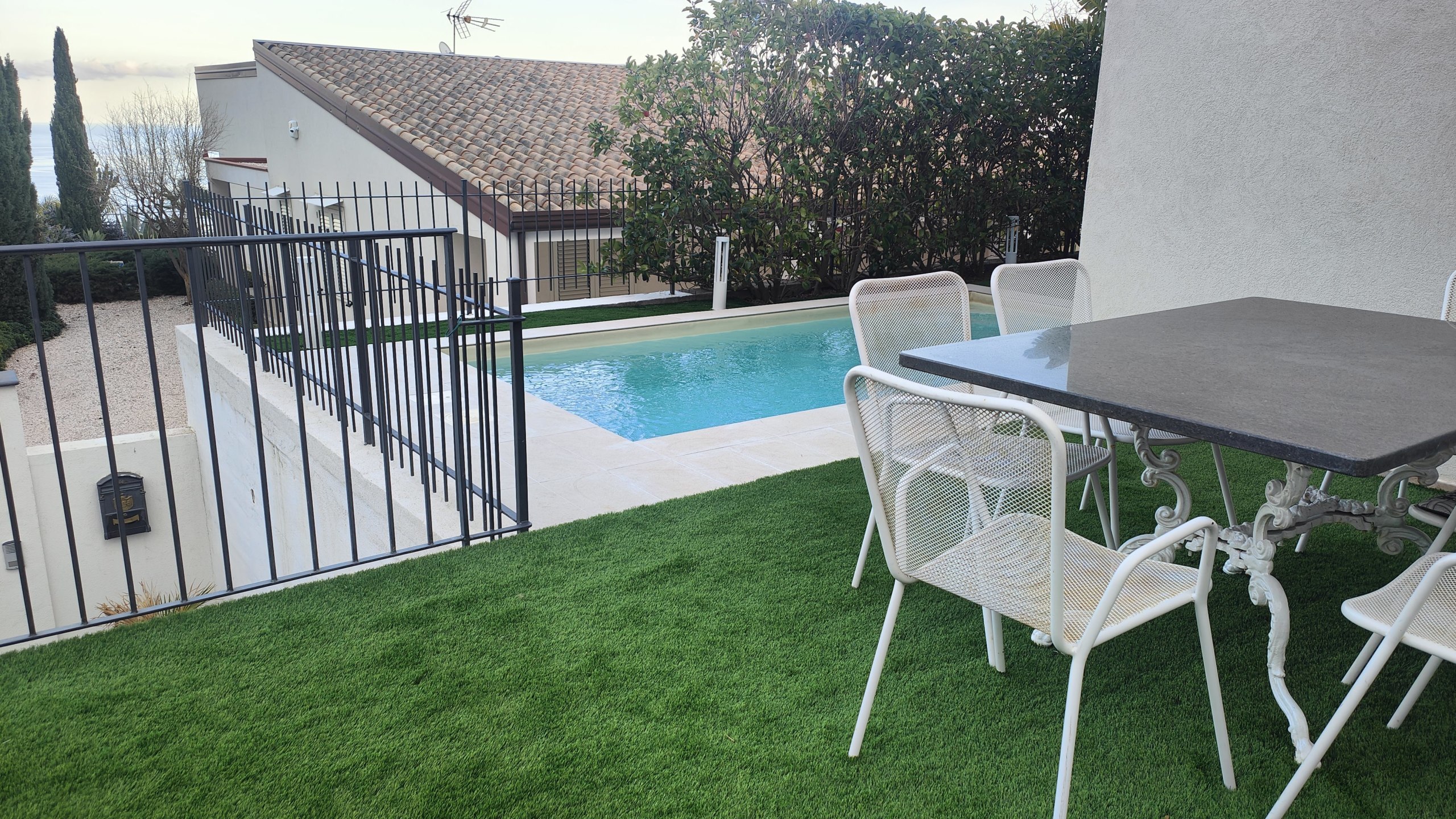 Immagine 57 di Villa in vendita  in c.da mastrissa snc a Taormina