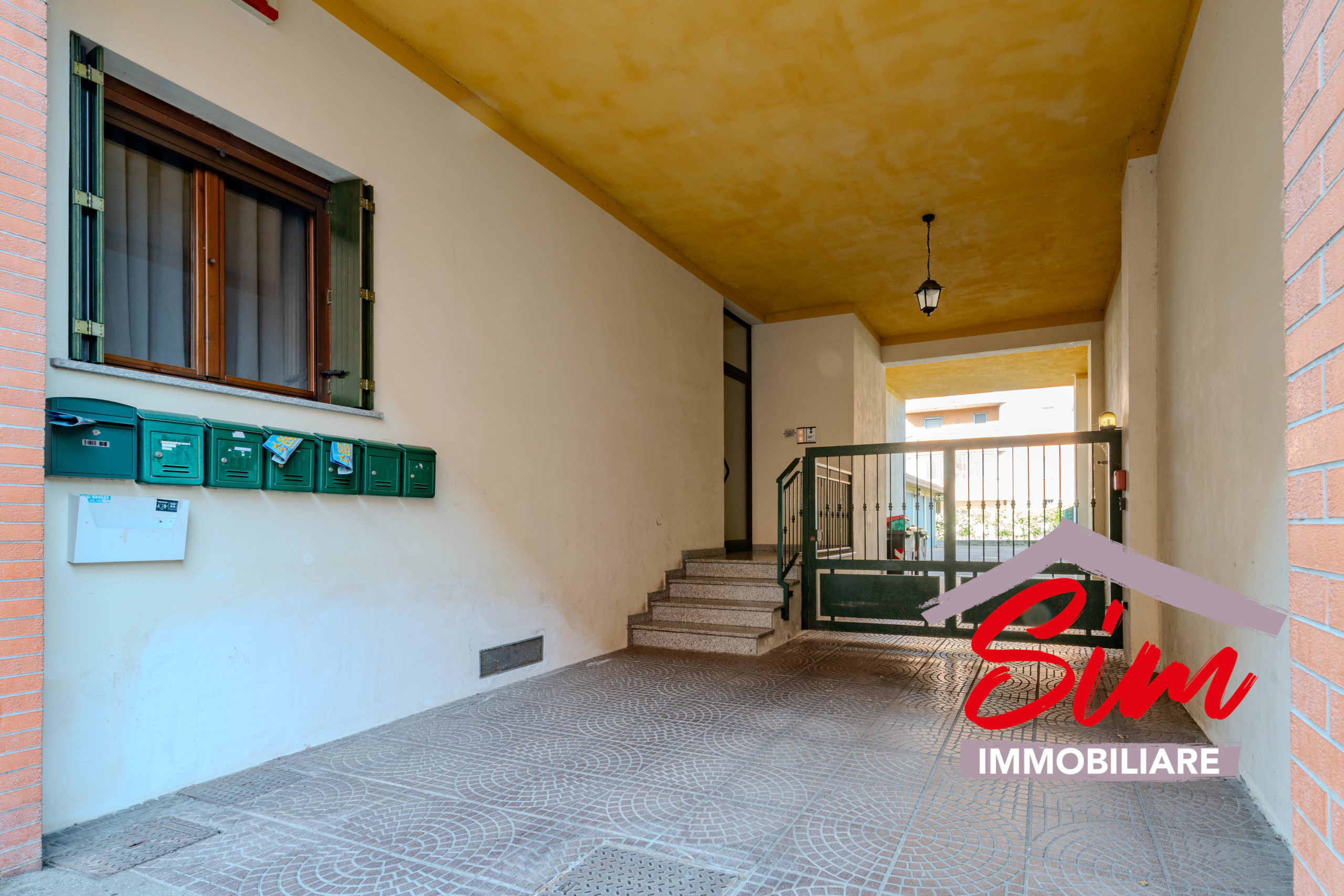 Immagine 5 di Bilocale in vendita  in Viale Volta snc a Novara