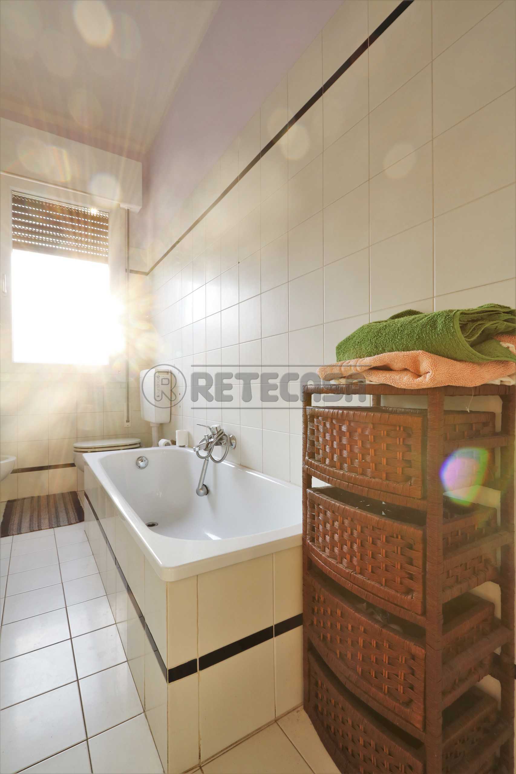 Immagine 31 di Stanza singola in affitto  a Vicenza