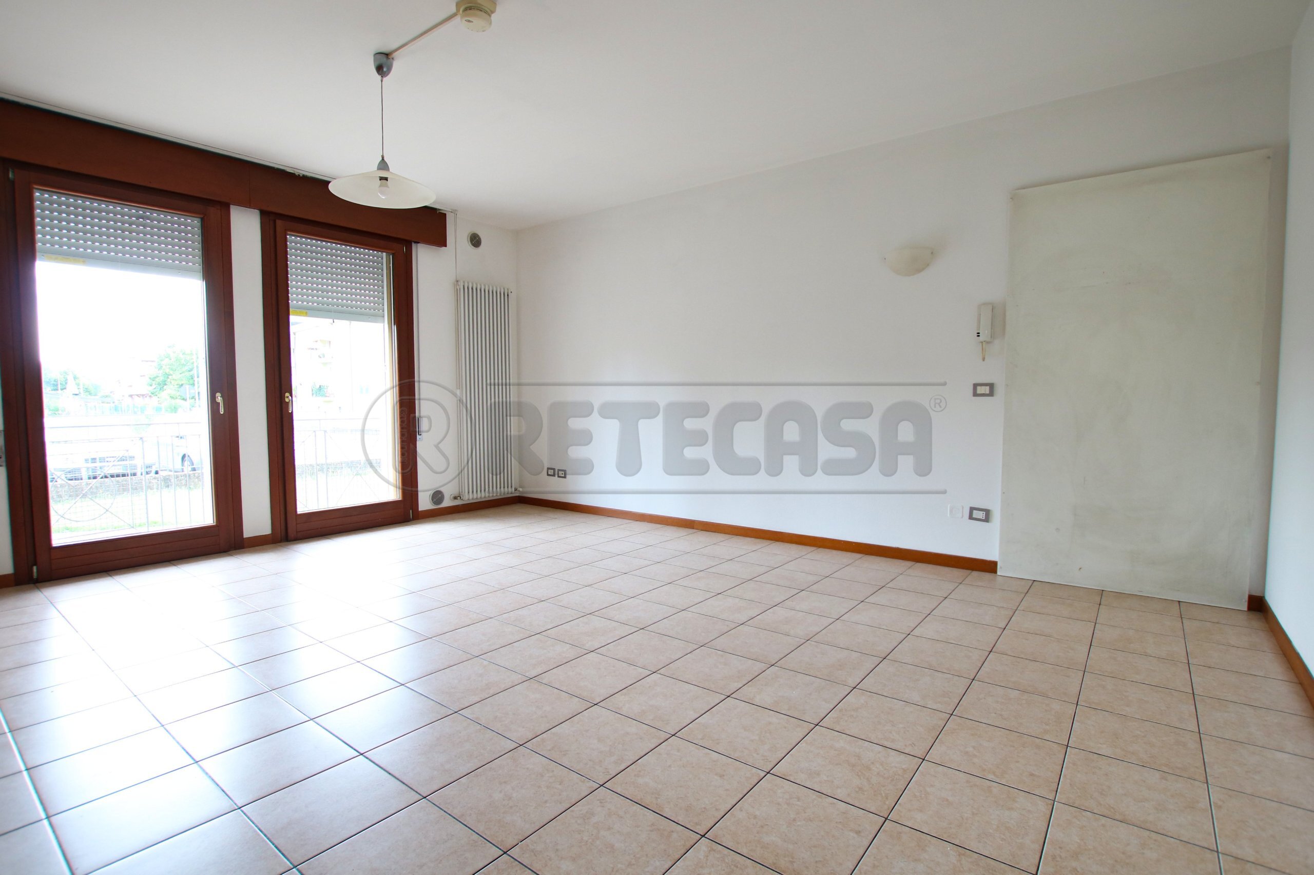 Immagine 3 di Bilocale in vendita  in Via Giovanni Falcone a Barbarano Mossano