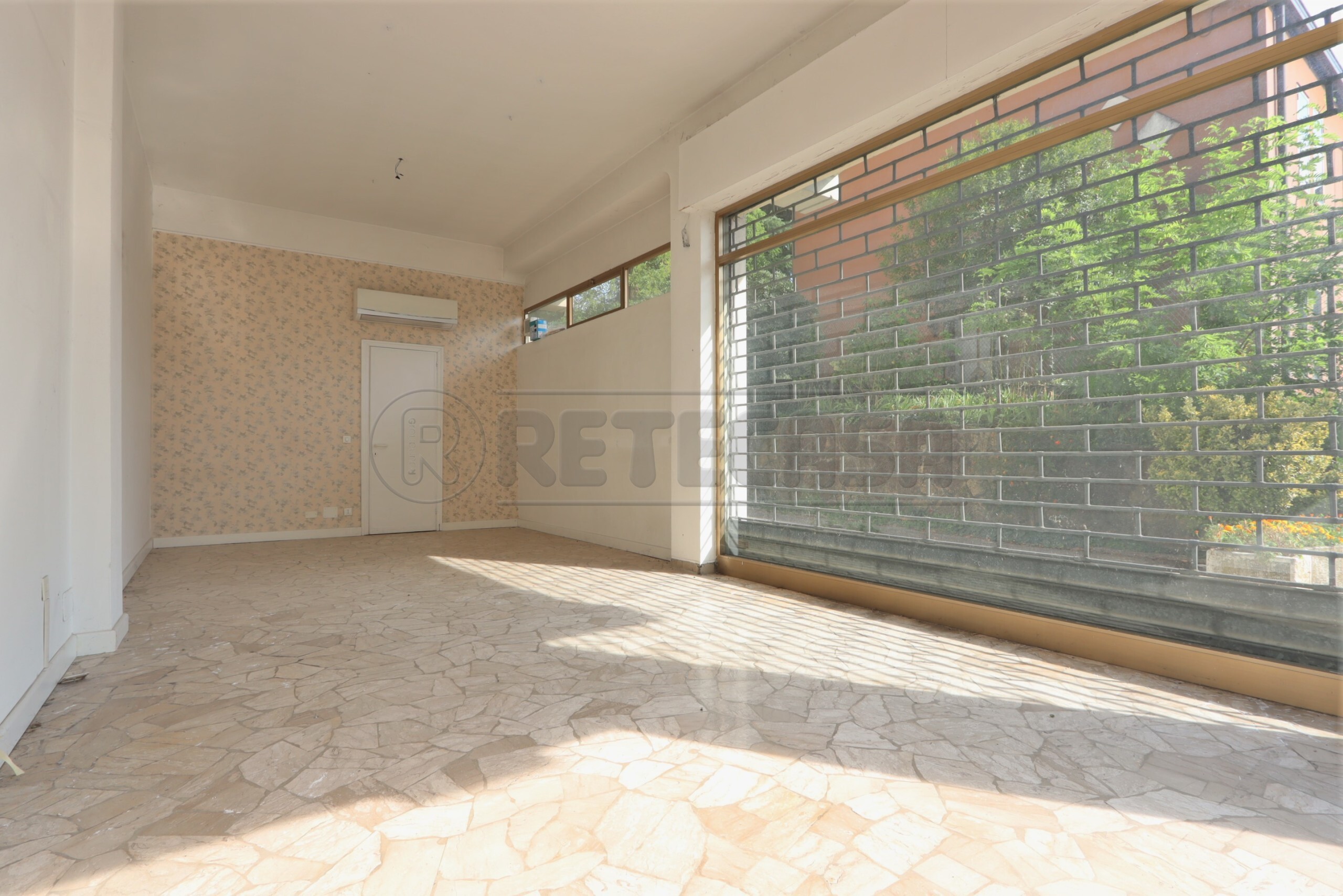 Immagine 3 di Locale commerciale in affitto  in Via Fradellin a Montegalda