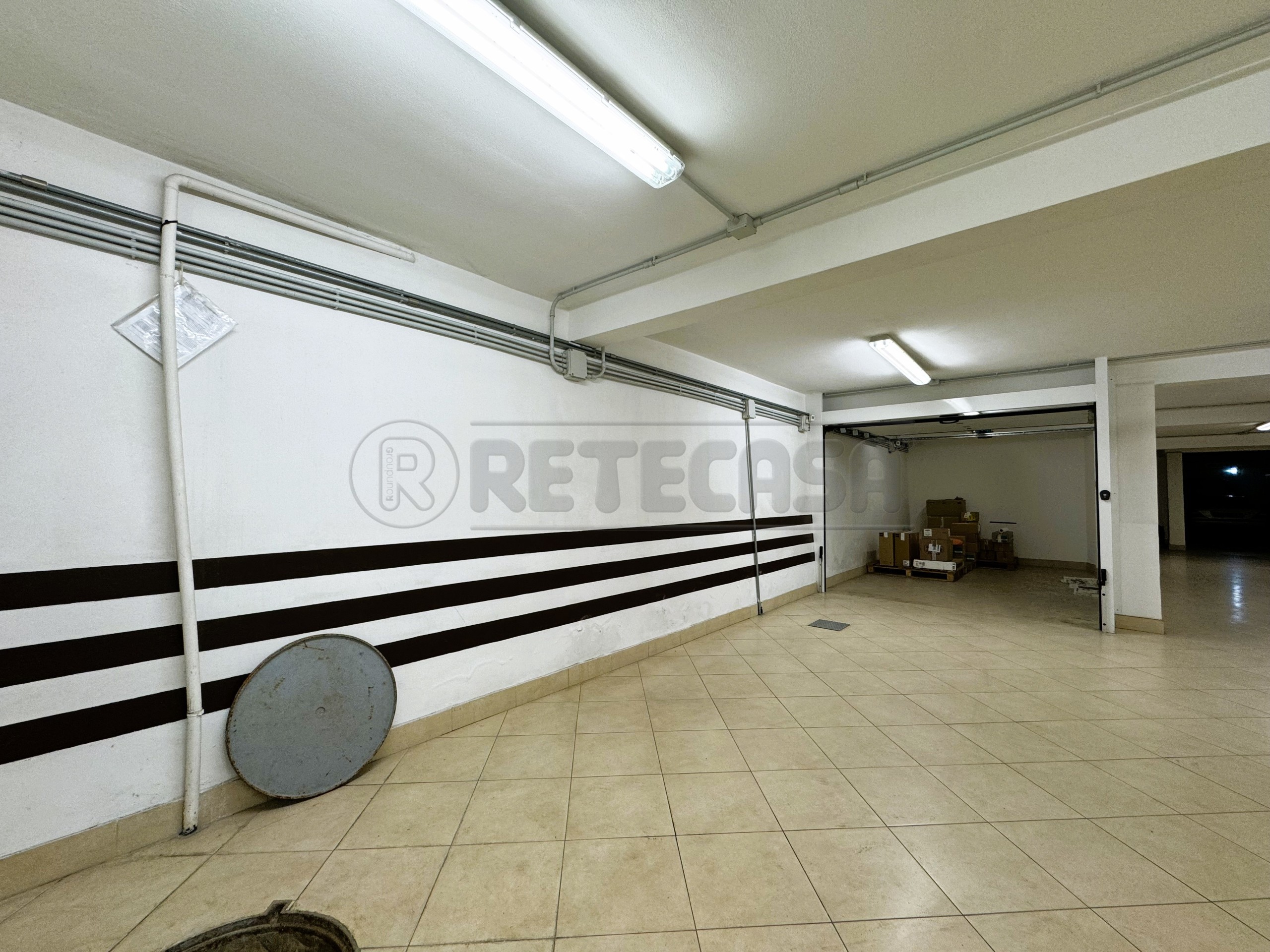 Immagine 8 di Garage in vendita  in Riviera San Benedetto 30 a Padova